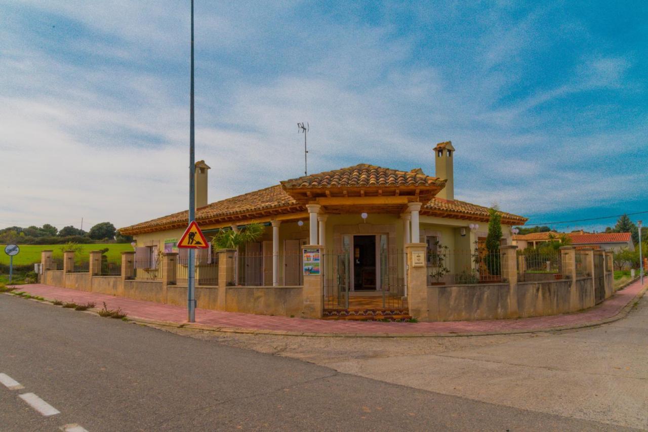 Gallart - Turistico Rural La Pobla de Cervoles Buitenkant foto